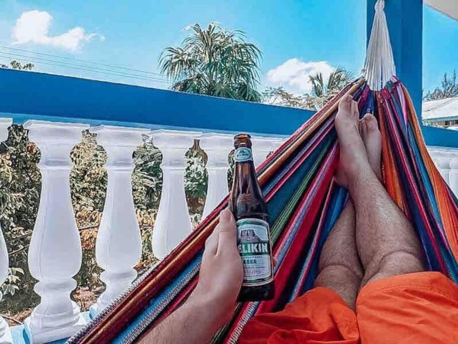 Vacation Home Blue Lotus Caye Caulker Esterno foto